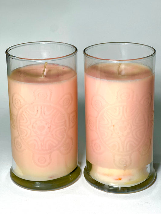 Corazon Del Sol Engraved Coconut/Apricot Wax Candle